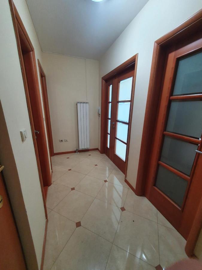 Great Location Two Bedroom Apatment "Maxim" Podgorica Ruang foto